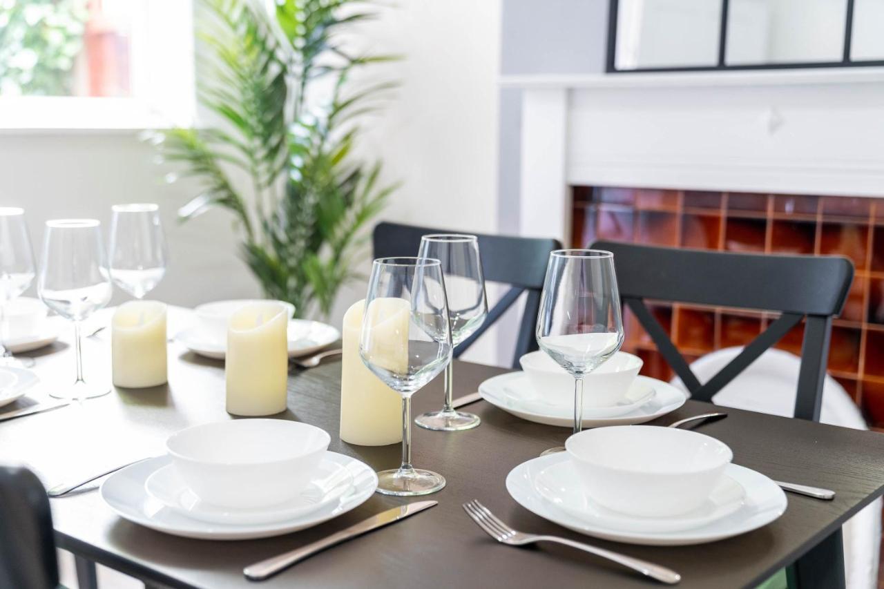 2 Bed House/Edgbaston/Families/Contractors/Parking Villa Birmingham Eksteriør billede