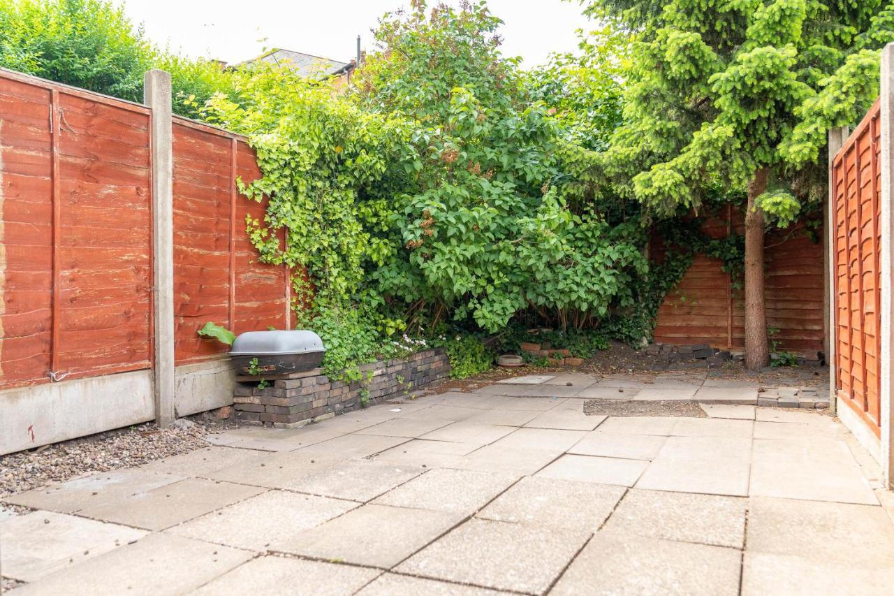 2 Bed House/Edgbaston/Families/Contractors/Parking Villa Birmingham Eksteriør billede
